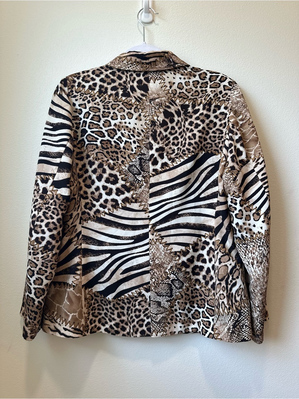 Chico’s Animal Print Patchwork Blazer Size 1 Leopard Zebra Snakeskin - Picture 3 of 9
